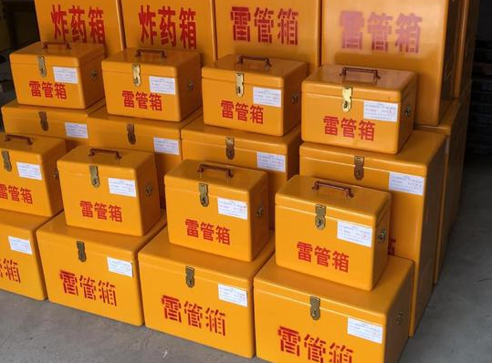 广饶玻璃钢雷管箱的使用寿命一般是多少？